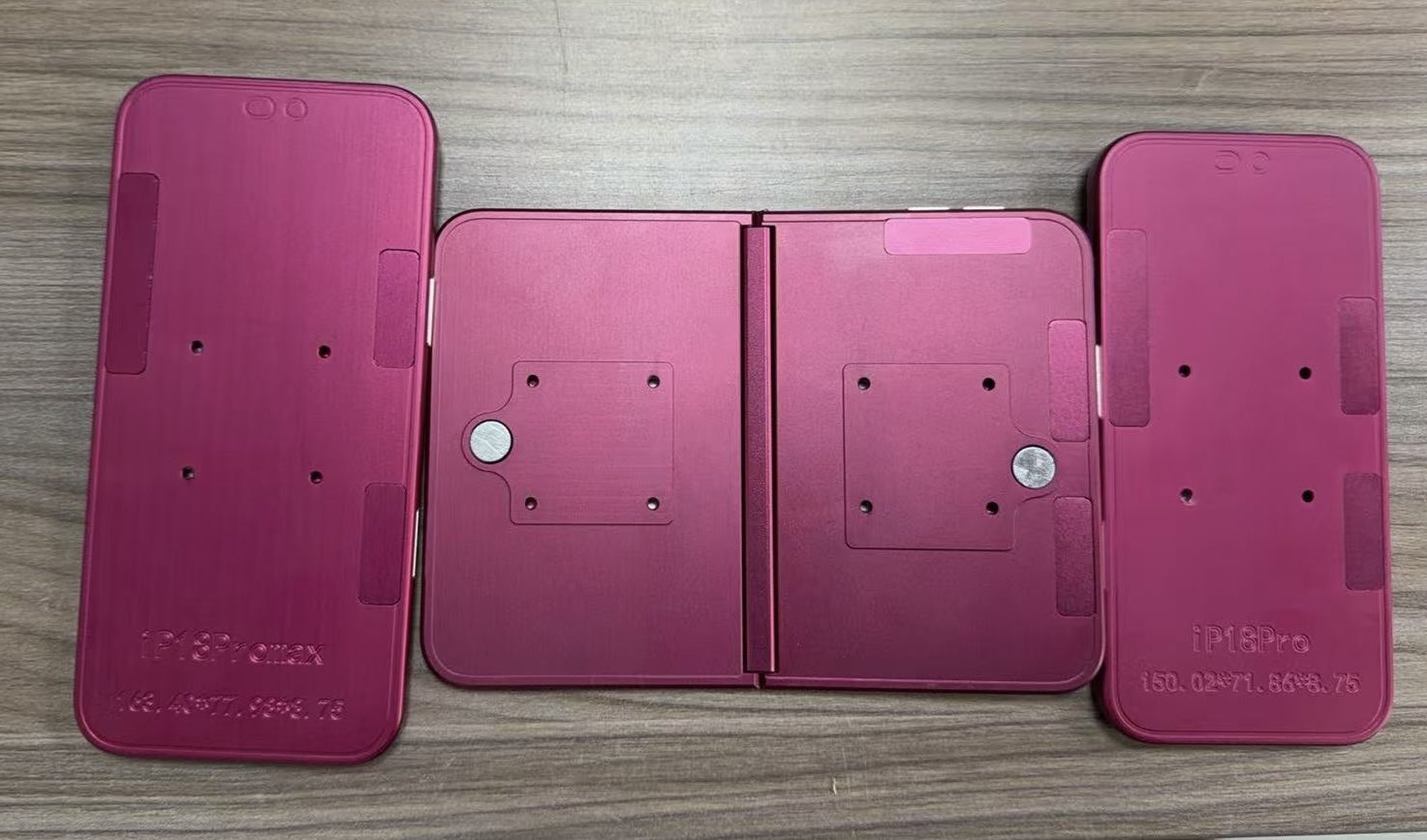 iPhone Fold, também conhecido como iPhone Ultra, iPhone 18 Pro Max e iPhone 18 Pro 2