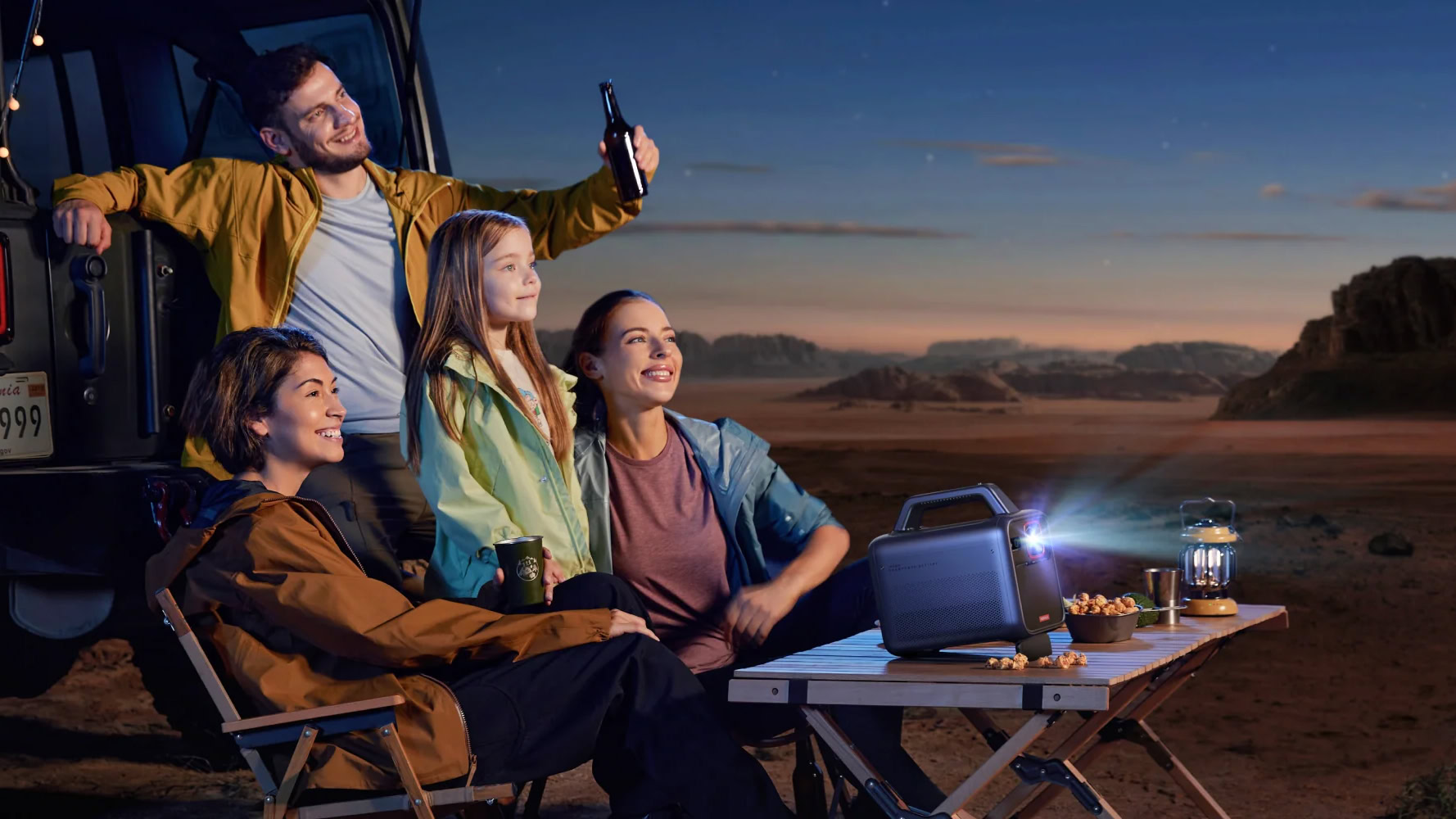 Família vendo NEBULA Mars 3 Família vendo NEBULA Mars 3