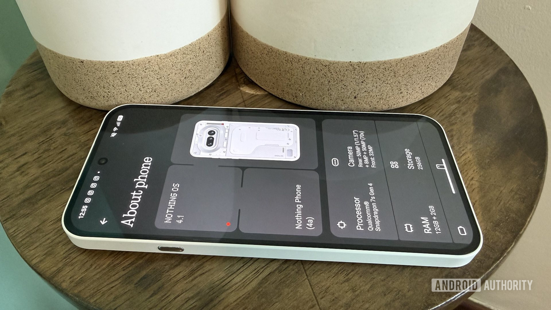 Nada telefone 4a sobre telefone