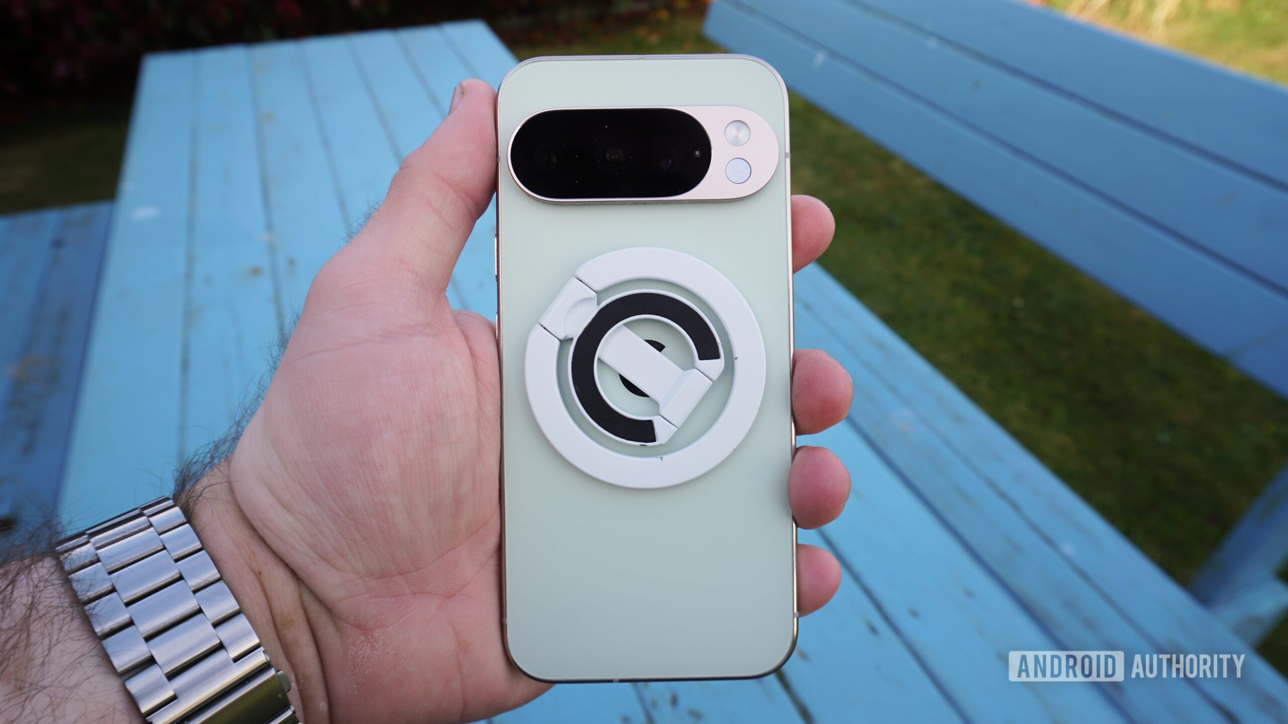 Anel magnético Pixel 10 qi 2 (5)