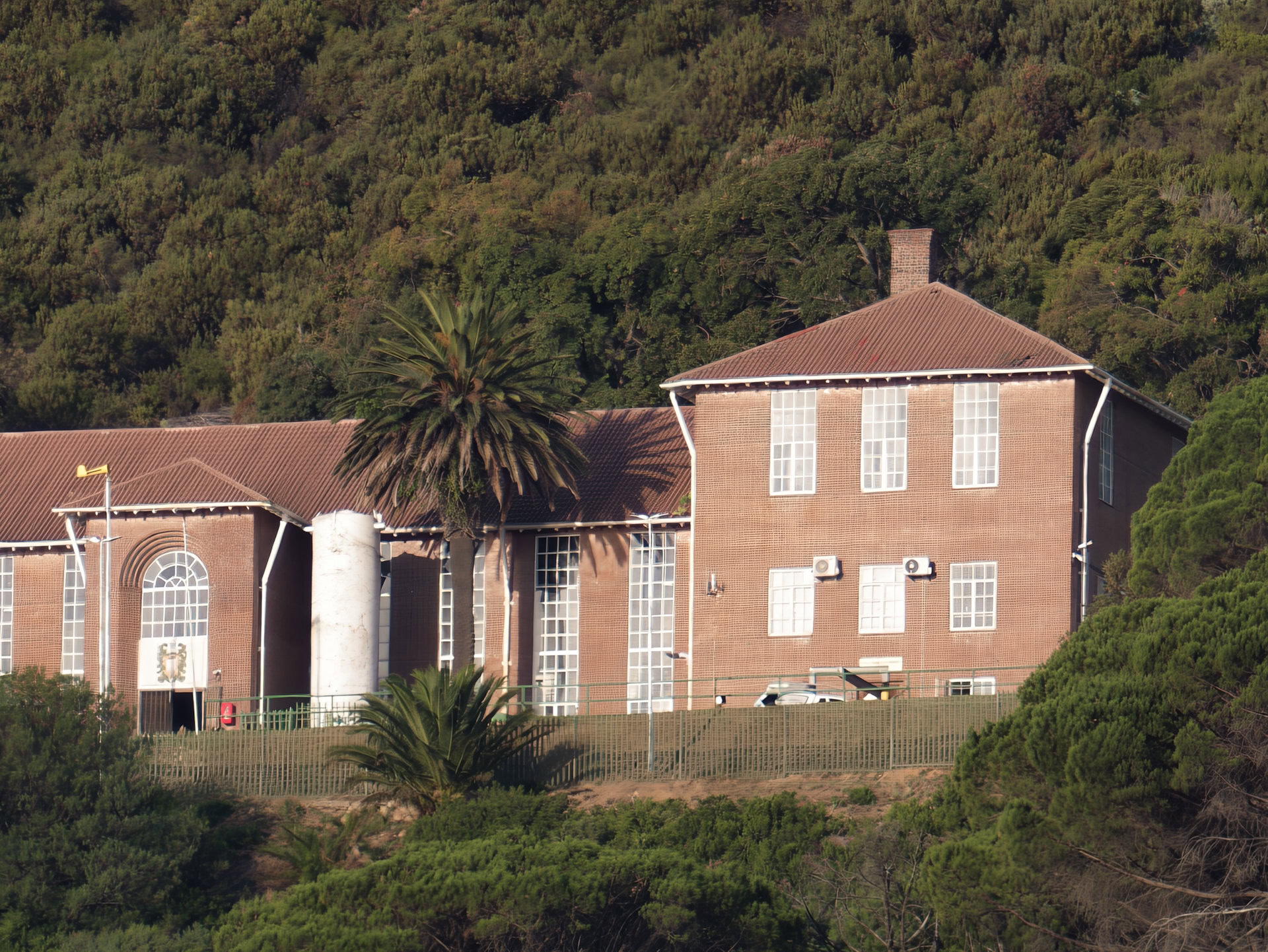 vivo X300 Ultra edifício na montanha 1600mm