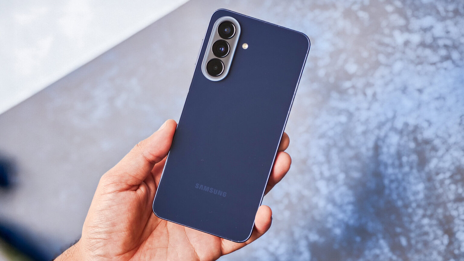 5 telefones Android que você deve comprar em vez do Galaxy A57